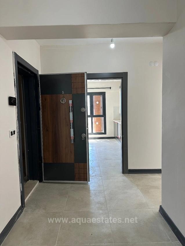 3+1-Zimmer-Wohnung Im 2. Stock Einer Wohnanlage Mit Sicherheitsdienst In Köyceğiz Zu Vermieten. Alle Zimmer Sind Klimatisiert.