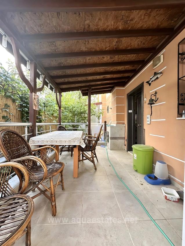 Villa Mit Pool Auf Einem Grundstück Im Stadtteil Fethiye Akarca