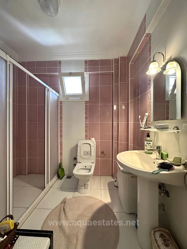 Villa Mit Pool Auf Einem Grundstück Im Stadtteil Fethiye Akarca