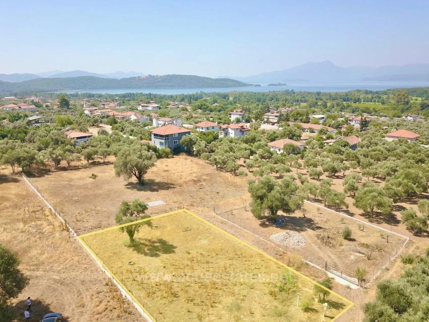 930 M² Großes Gemeinschaftsgrundstück Zum Verkauf In Zeytinalani Mit Seeblick