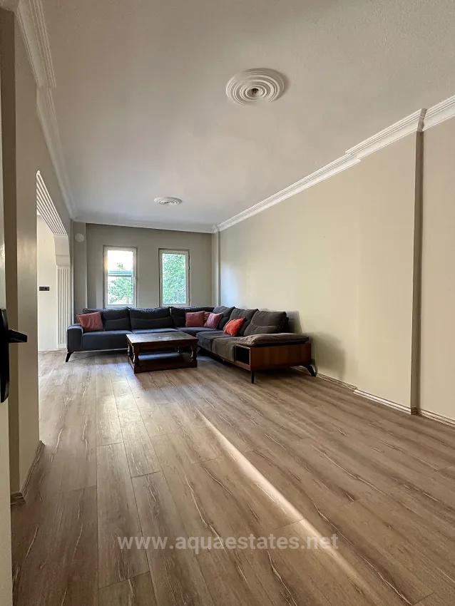 Im Zentrum Von Köyceğiz Und Innerhalb Der Anlage 5 Zimmer 1 Salon Zur Miete Haus