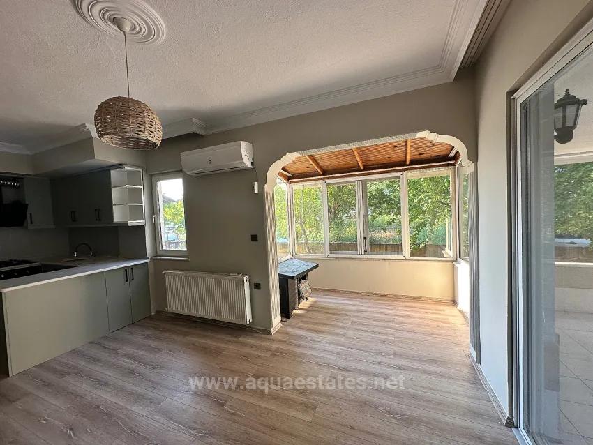 Im Zentrum Von Köyceğiz Und Innerhalb Der Anlage 5 Zimmer 1 Salon Zur Miete Haus