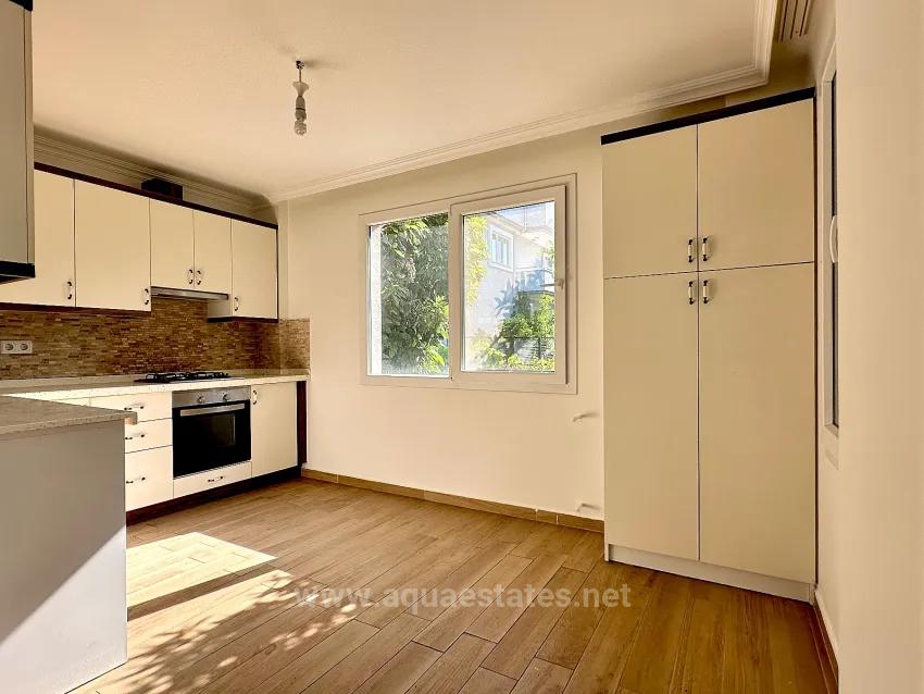 Zentrale Lage In Köyceğiz Mit Geschlossenem Balkon Und Klimaanlage 1+1 Wohnung