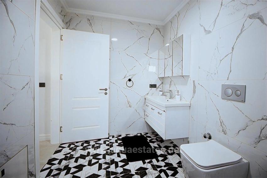 Freistehende Villa Mit 4+1 Bädern In Köyceğiz Zu Vermieten. Alle Zimmer Klimatisiert.