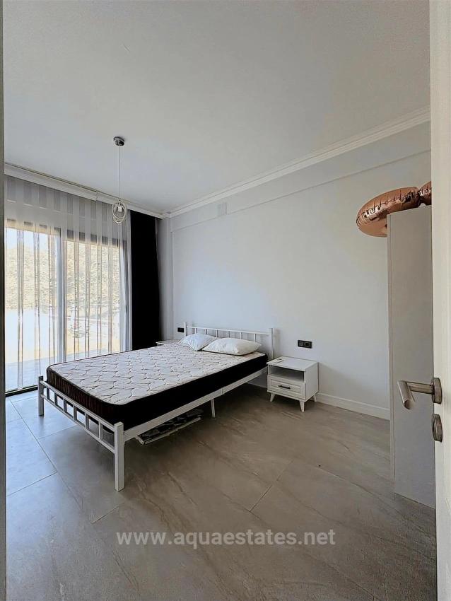 Freistehende Villa Mit 4+1 Bädern In Köyceğiz Zu Vermieten. Alle Zimmer Klimatisiert.