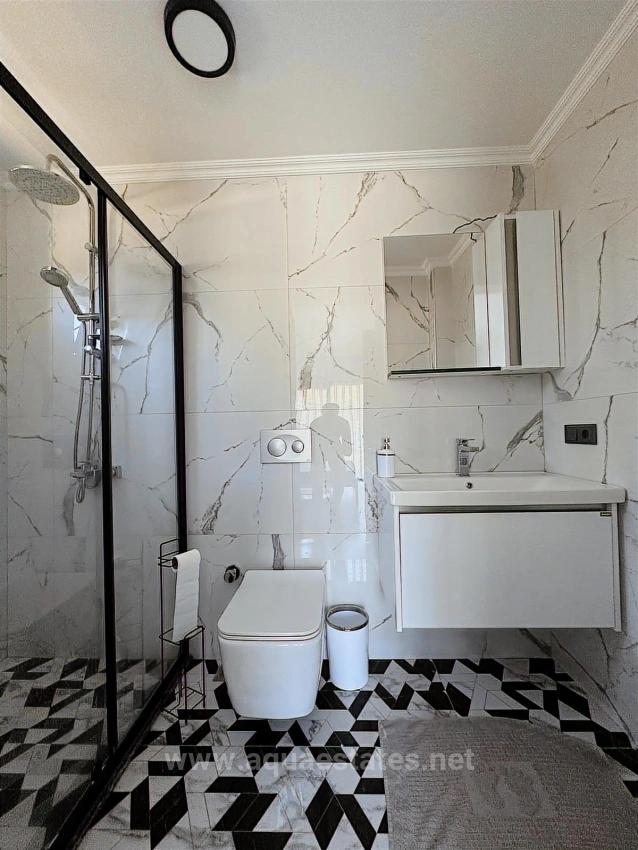 Freistehende Villa Mit 4+1 Bädern In Köyceğiz Zu Vermieten. Alle Zimmer Klimatisiert.