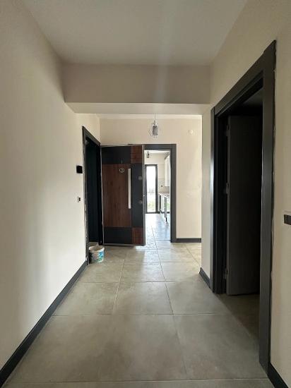 2+1-Zimmer-Wohnung In Köyceğiz Zu Vermieten, Erdgeschoss, Alle Zimmer Klimatisiert, In Einer Wohnanlage Mit Zugangskontrolle.