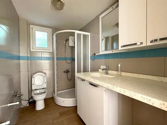 Zentrale Lage In Köyceğiz Mit Geschlossenem Balkon Und Klimaanlage 1+1 Wohnung