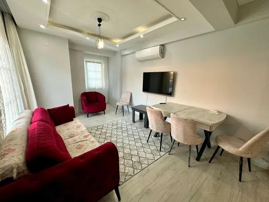 Im Zentrum Von Köyceğiz Klimatisiert Und Möbliert Duplex 3+1 Wohnung