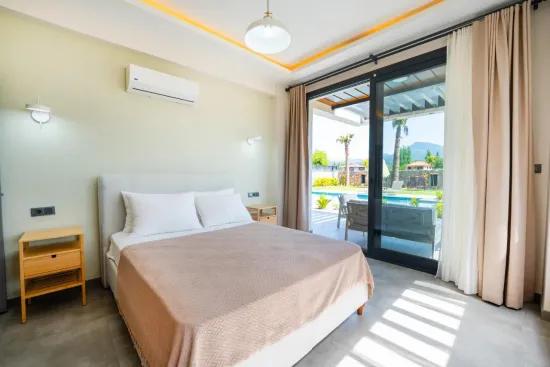 Köyceğiz Beyobası Stadtteil Möbliert Mit Pool Zu Vermieten Freistehende Villa