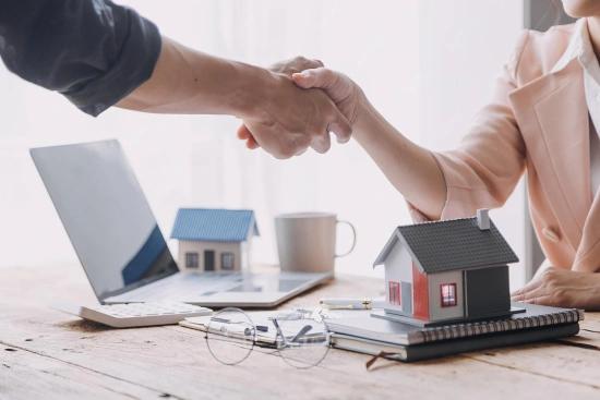 Real Estate Buying And Selling
