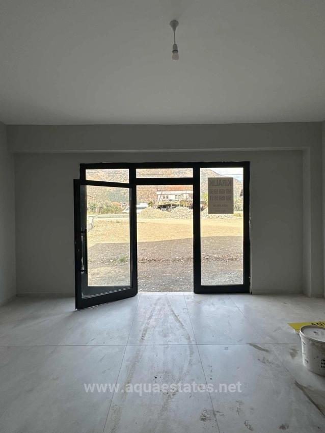 Shop/Store For Rent On Toparlar Main Street