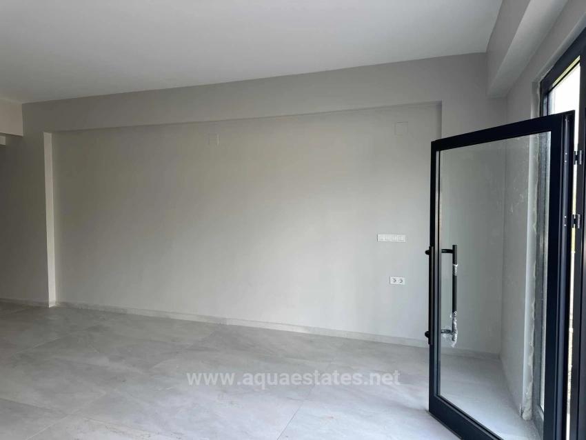 Shops / Stores For Rent On Toparlar Main Street