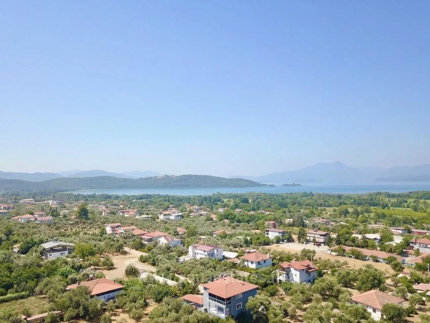 930M2 Shared Land For Sale In Zeytinalani With Lake View