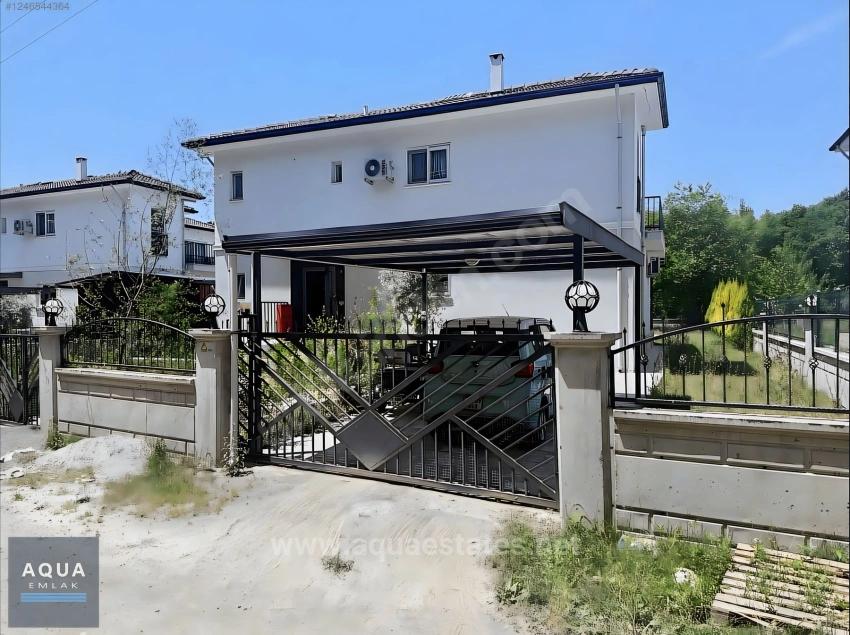 4+1 Detached Villa With Pool And Heat Pump For Rent In Köyceğiz