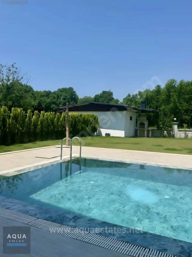 4+1 Detached Villa With Pool And Heat Pump For Rent In Köyceğiz