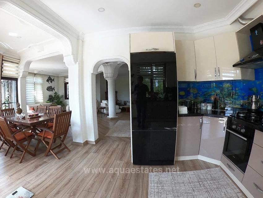 Luxury Villa With Pool On 1458 M² Land For Sale In Köyceğiz