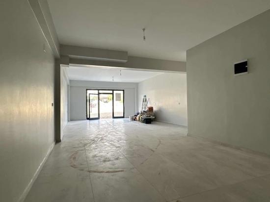 Shop/Store For Rent On Toparlar Main Street