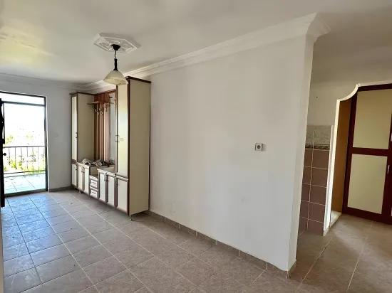 Spacious 3+1 Flat For Rent In Zeytinalanı Mahallesi, Köyceğiz