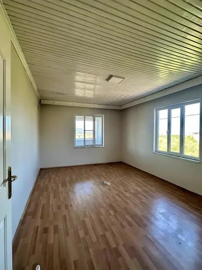 Spacious 3+1 Flat For Rent In Zeytinalanı Mahallesi, Köyceğiz