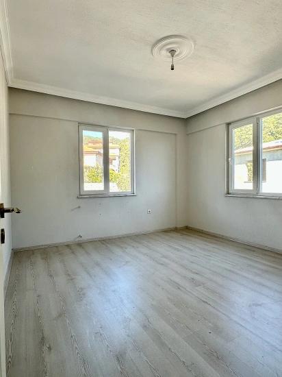 2+1 Apartment For Rent With Lake View In Yeşilköy, Köyceğiz