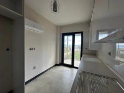 2+1 Apartment For Rent In Köyceğiz, Ground Floor, All Rooms Air-Conditioned, Within A Gated Community.