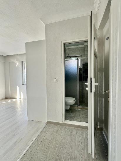 Квартира 2+1 В Аренду С Видом На Озеро В Ешилькёй, Кёйджегиз