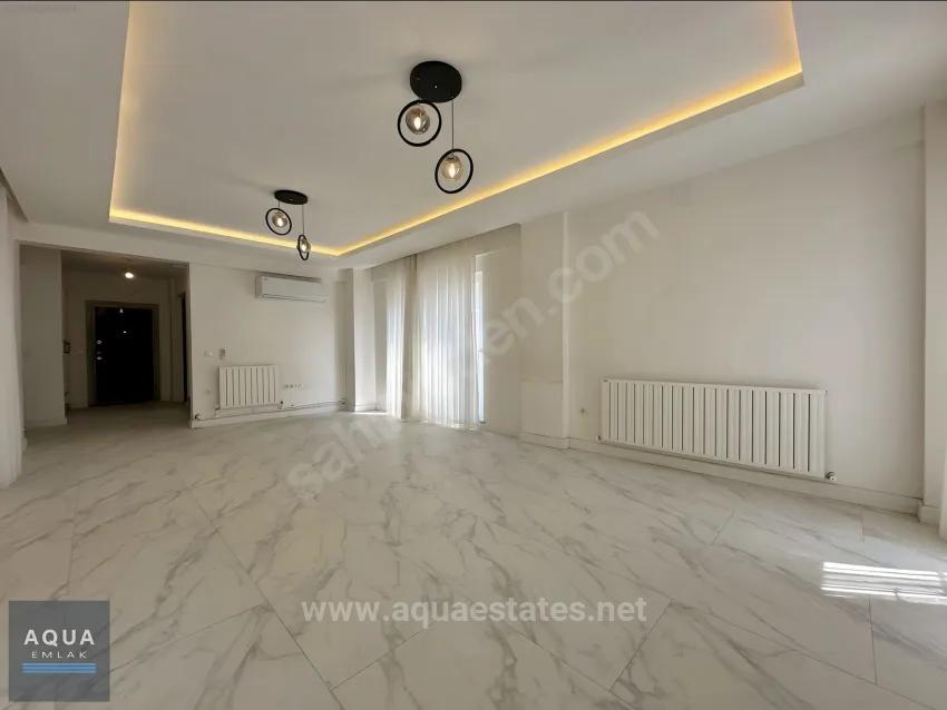 Köyceğiz'de Kiralık 4+1 Havuzlu Ve Isı Pompalı Müstakil Villa