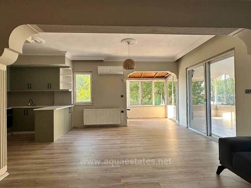 Köyceğiz Merkezde Ve Site İçerisinde 5 Oda 1 Salon Kiralık Ev