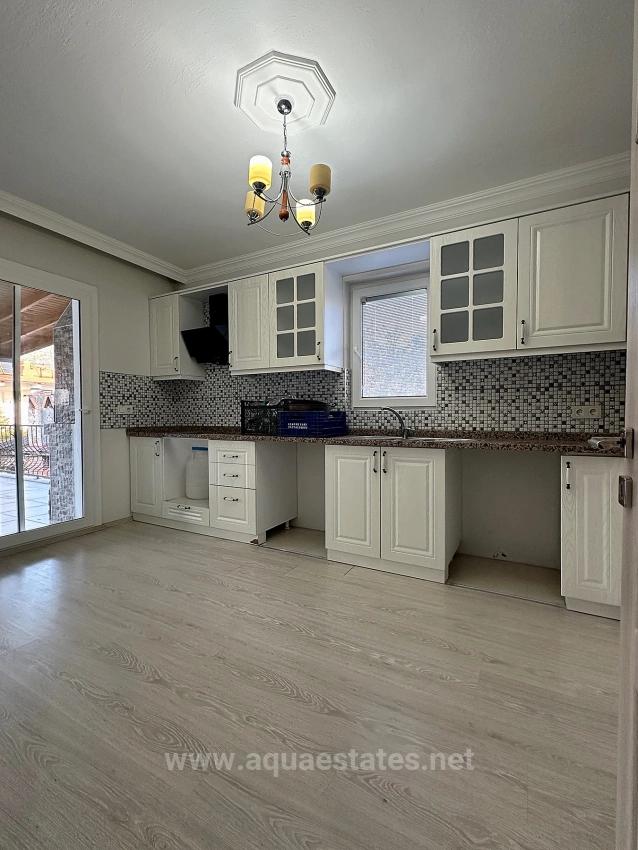 Koycegiz De Havuzlu, Kaloriferli Ve Genis Balkonlu 2+1 Kiralik Daire