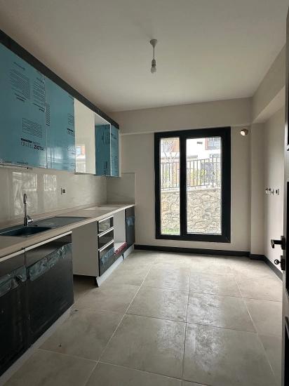 Köyceğiz De Site İcinde Bahçe Kat Tum Odalari Klimali 3+1 Kiralik Daire